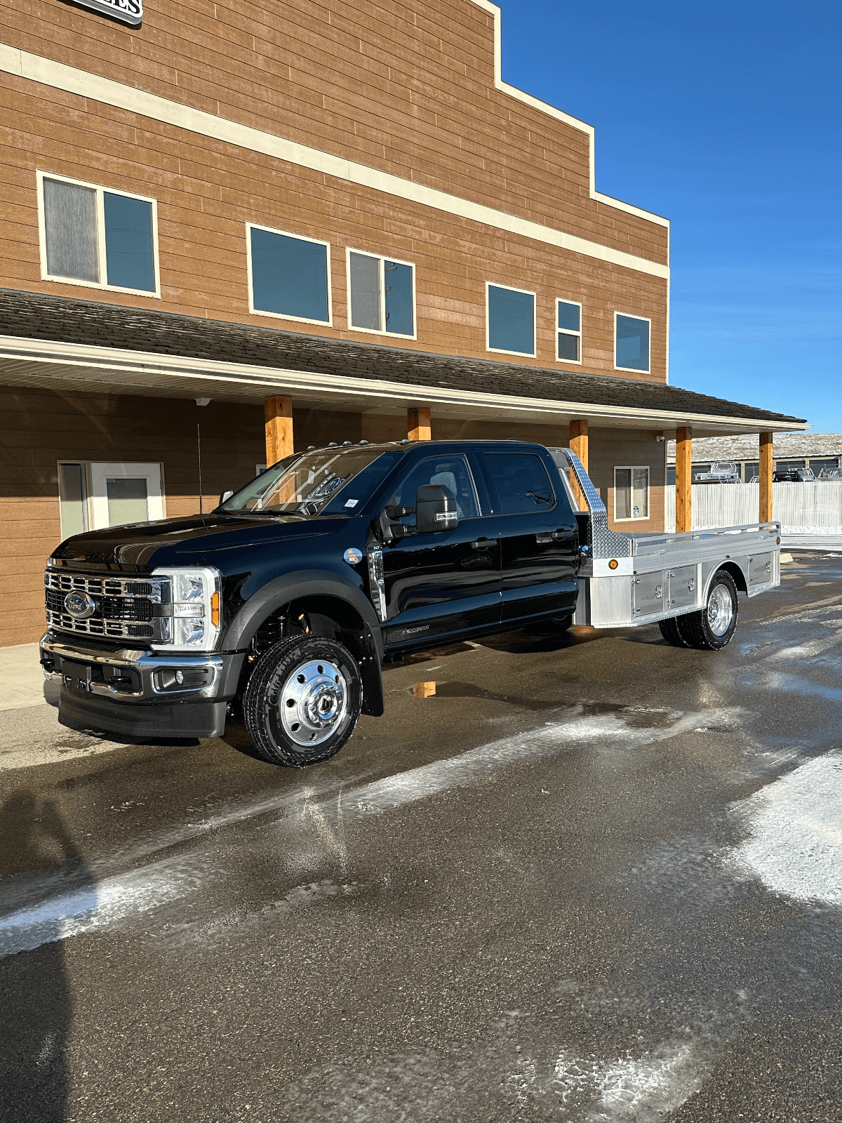 2025 FORD F-550